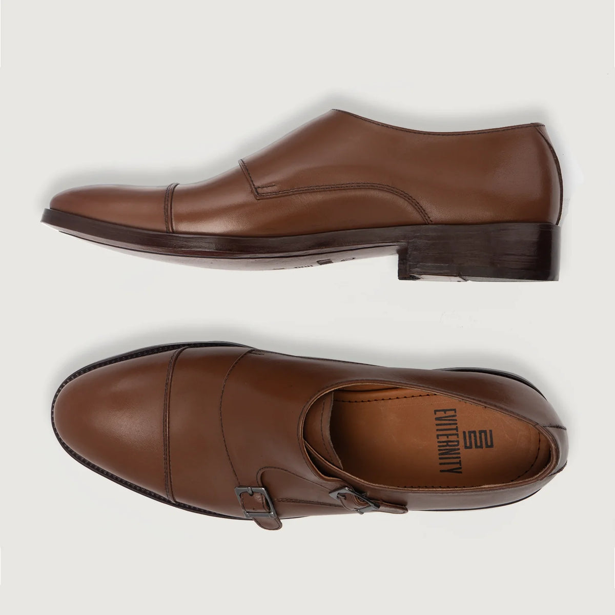 High-Traction Rubber Outsole & Lug Tread Pattern on Boston 真皮皮鞋 复古棕 真皮皮鞋 For Men