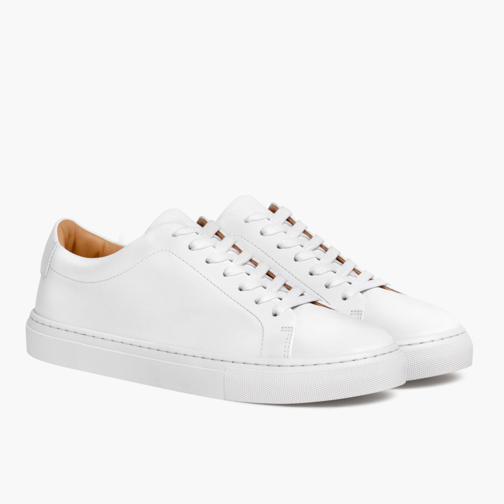 Encore White 真皮休闲板鞋运动鞋 男士 in White Full-Grain Leather - 侧面轮廓视角 | 官方商城选购