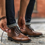 Cushioned Leather Insole & Ergonomic Arch Support Construction Detail