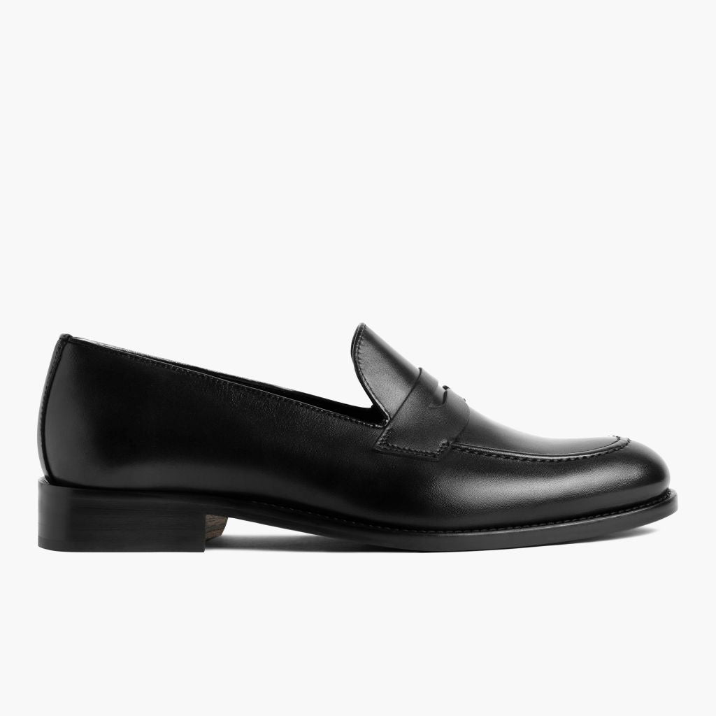 Black Full-Grain leather Sneakers - 固特异沿条缝制工艺与鞋头细节