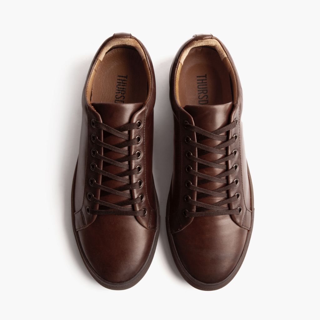 Premier Low Top Old English 真皮休闲板鞋运动鞋 男士 For Men - 加固鞋跟护壁与高密度双排走线细节