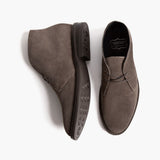 Authentic Full-Grain Leather Grain Depth & Pull-Up Patina Texture Detail
