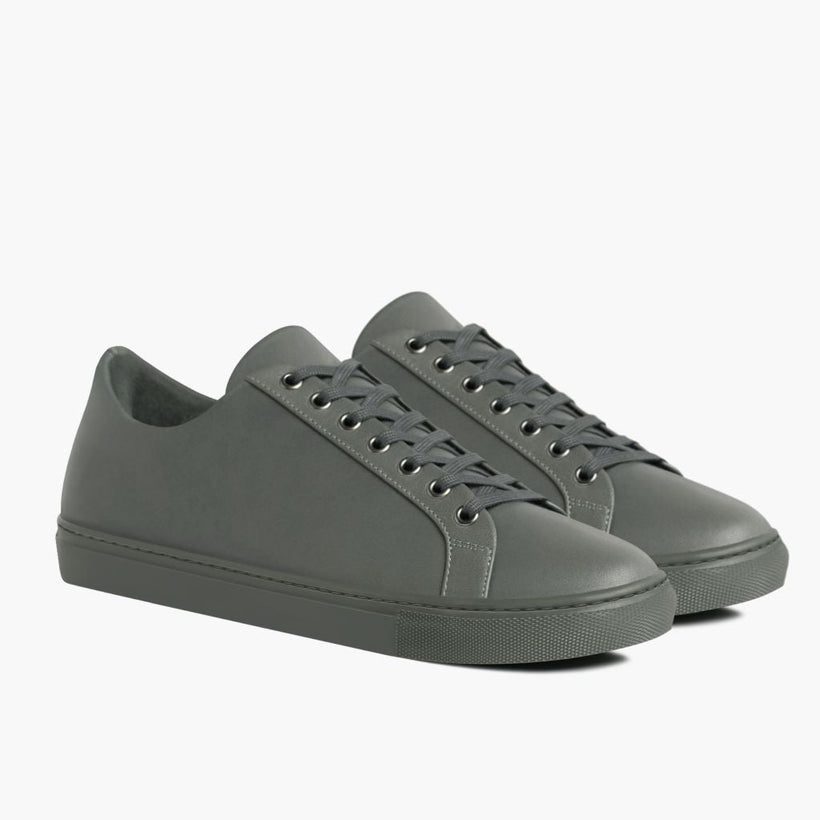 Premier Low Top Grey Leather Sneakers 男士