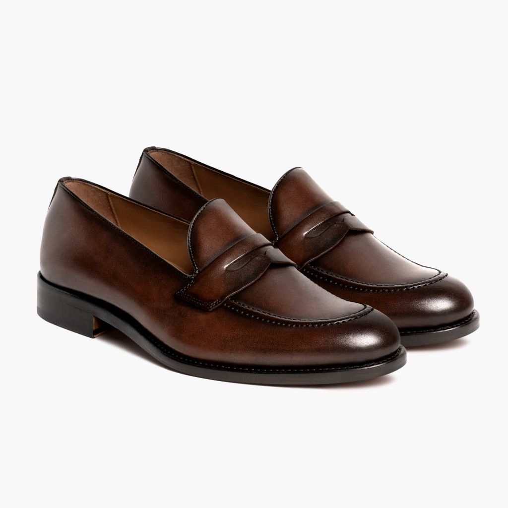 Lincoln Rich Mahogany 真皮休闲板鞋运动鞋 男士 in Classic Full-Grain Leather - 侧面轮廓视角 | 官方商城选购