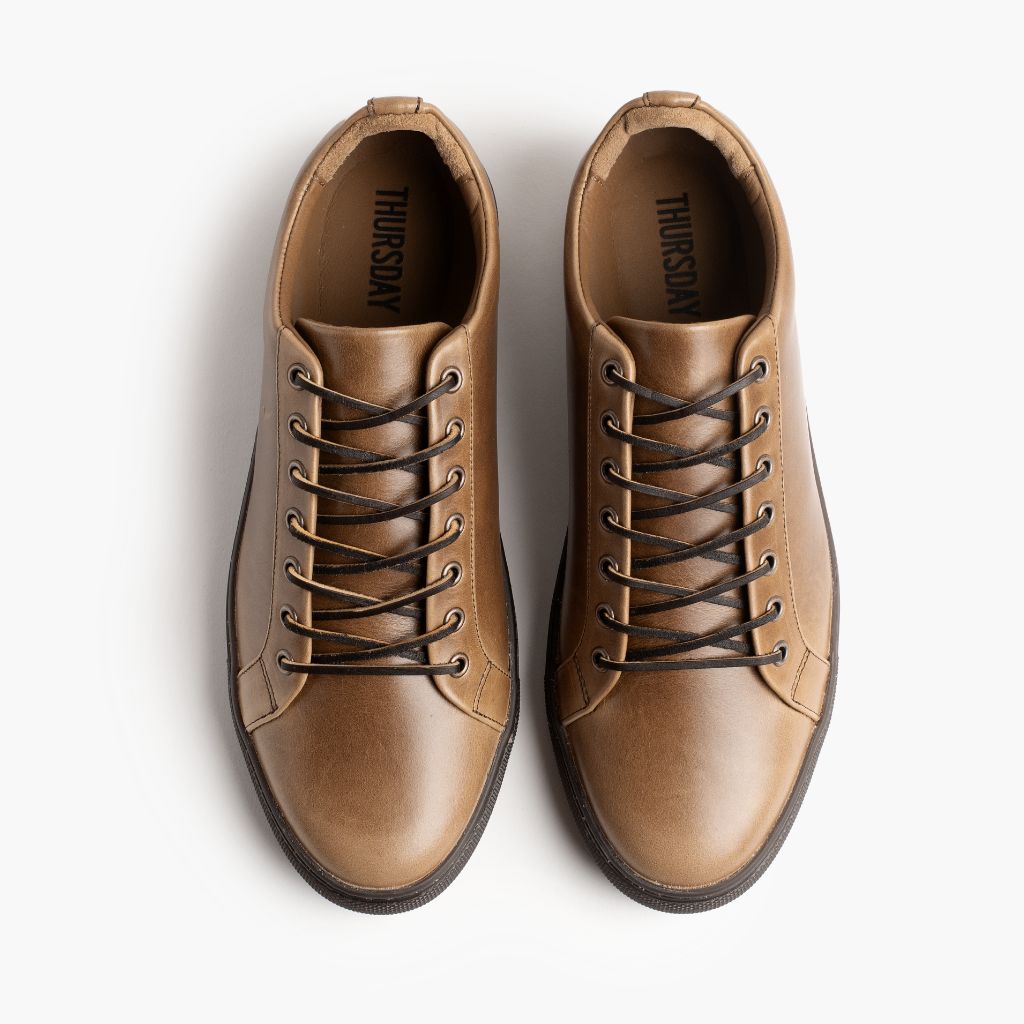 Premier Low Top Natural 真皮休闲板鞋运动鞋 男士 For Men - 加固鞋跟护壁与高密度双排走线细节