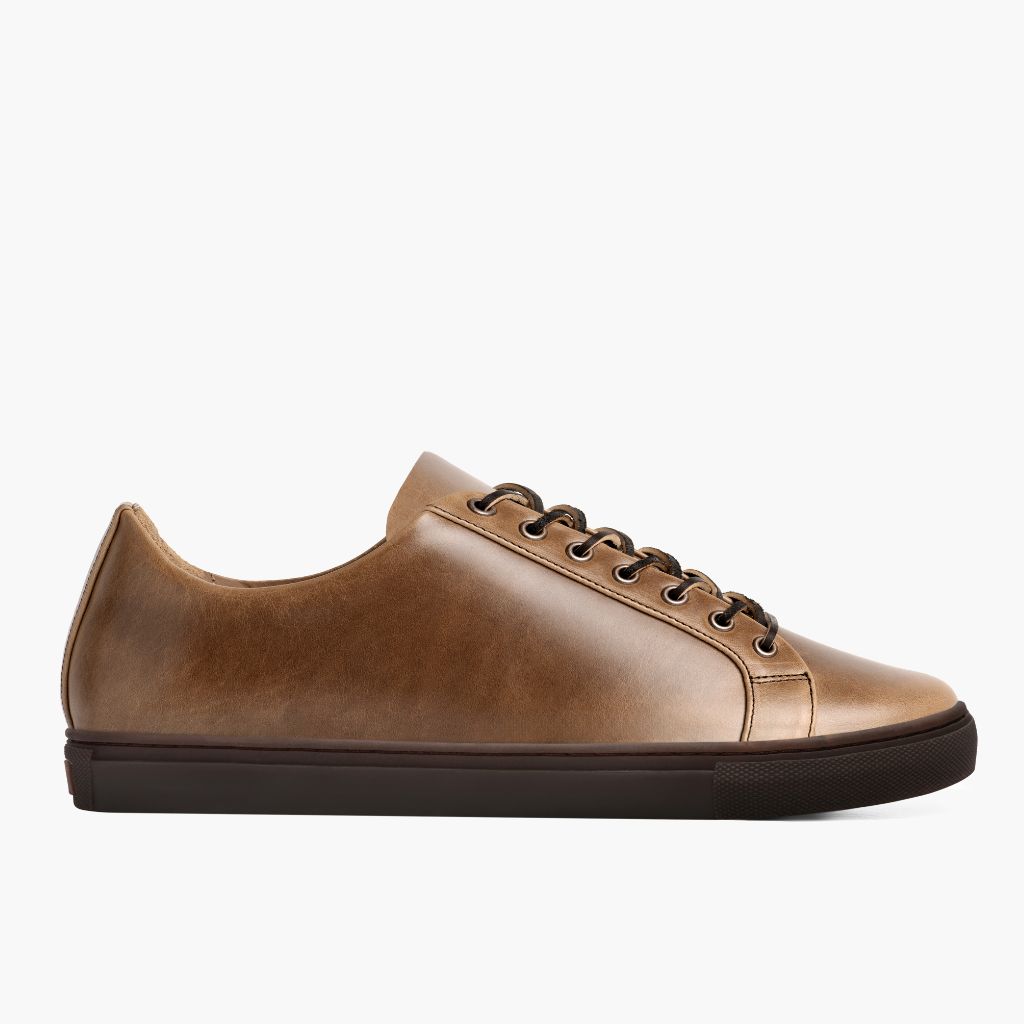 Classic Full-Grain leather Sneakers - 固特异沿条缝制工艺与鞋头细节