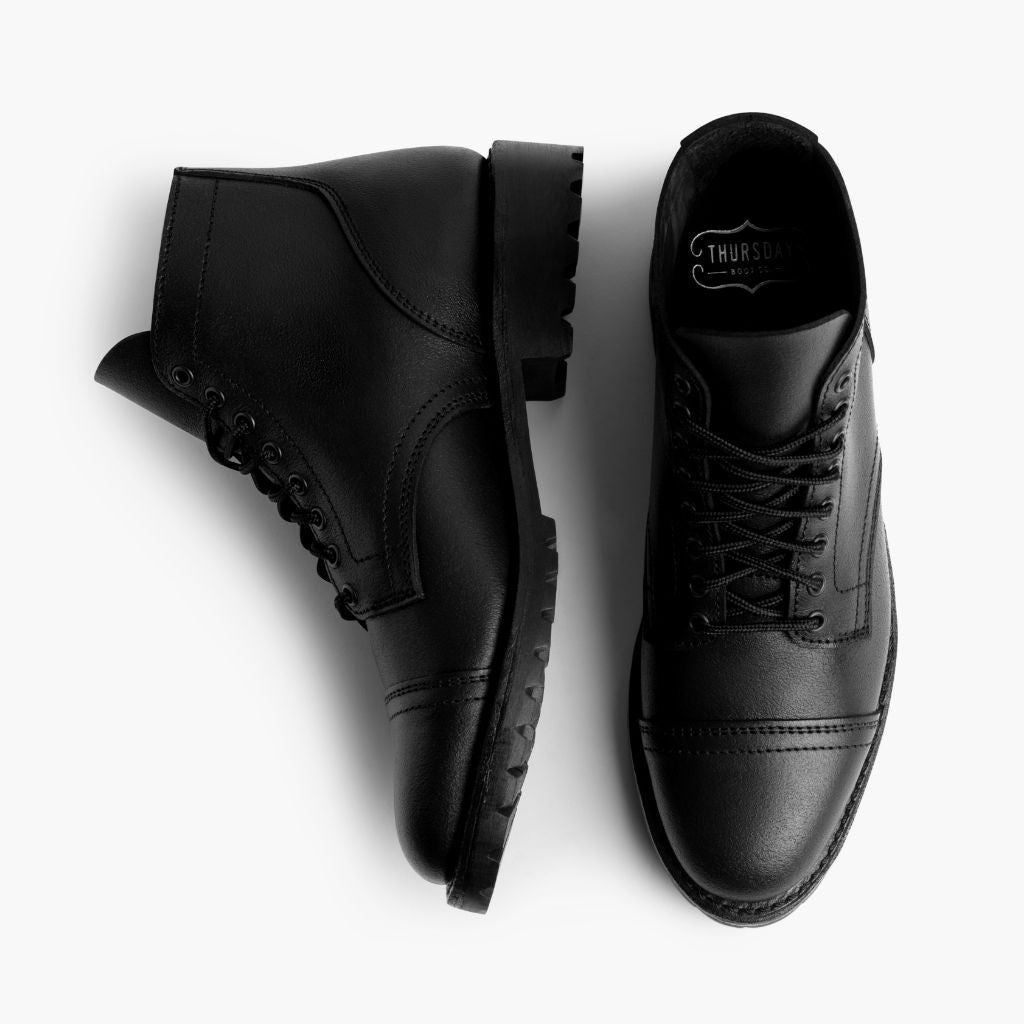 Vanguard 经典黑 Waxed Roughout 真皮工装靴马丁靴 男士 For Men - 加固鞋跟护壁与高密度双排走线细节