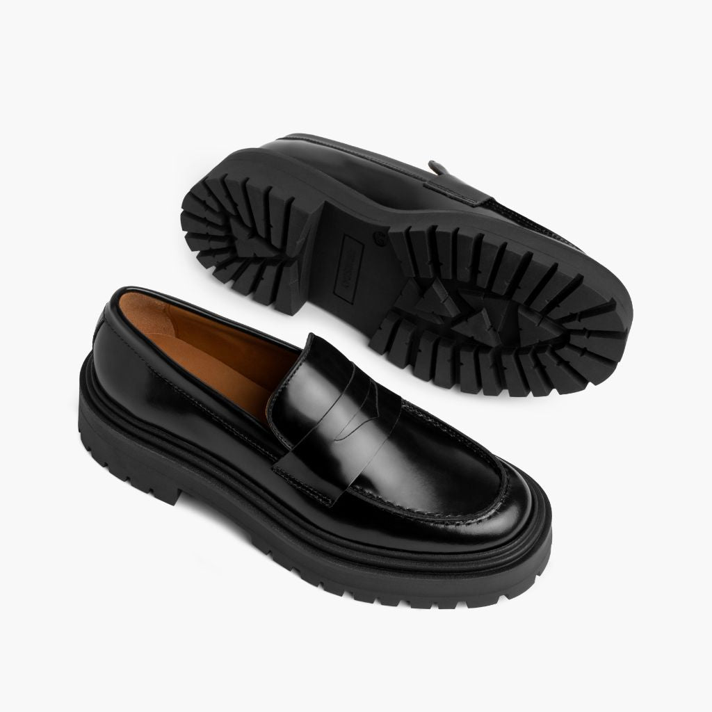 High-Traction Rubber Outsole & Lug Tread Pattern on Penny Platform 经典黑 真皮乐福鞋 女士