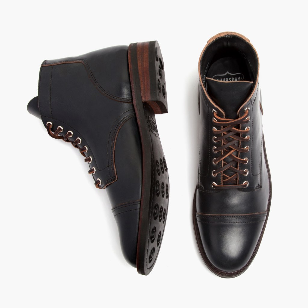 High-Traction Rubber Outsole & Lug Tread Pattern on Vanguard Indigo 真皮工装靴马丁靴 男士 For Men