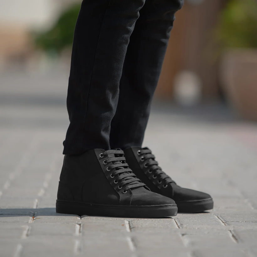 Marty High Top 经典黑 Nubuck 真皮休闲板鞋运动鞋 男士