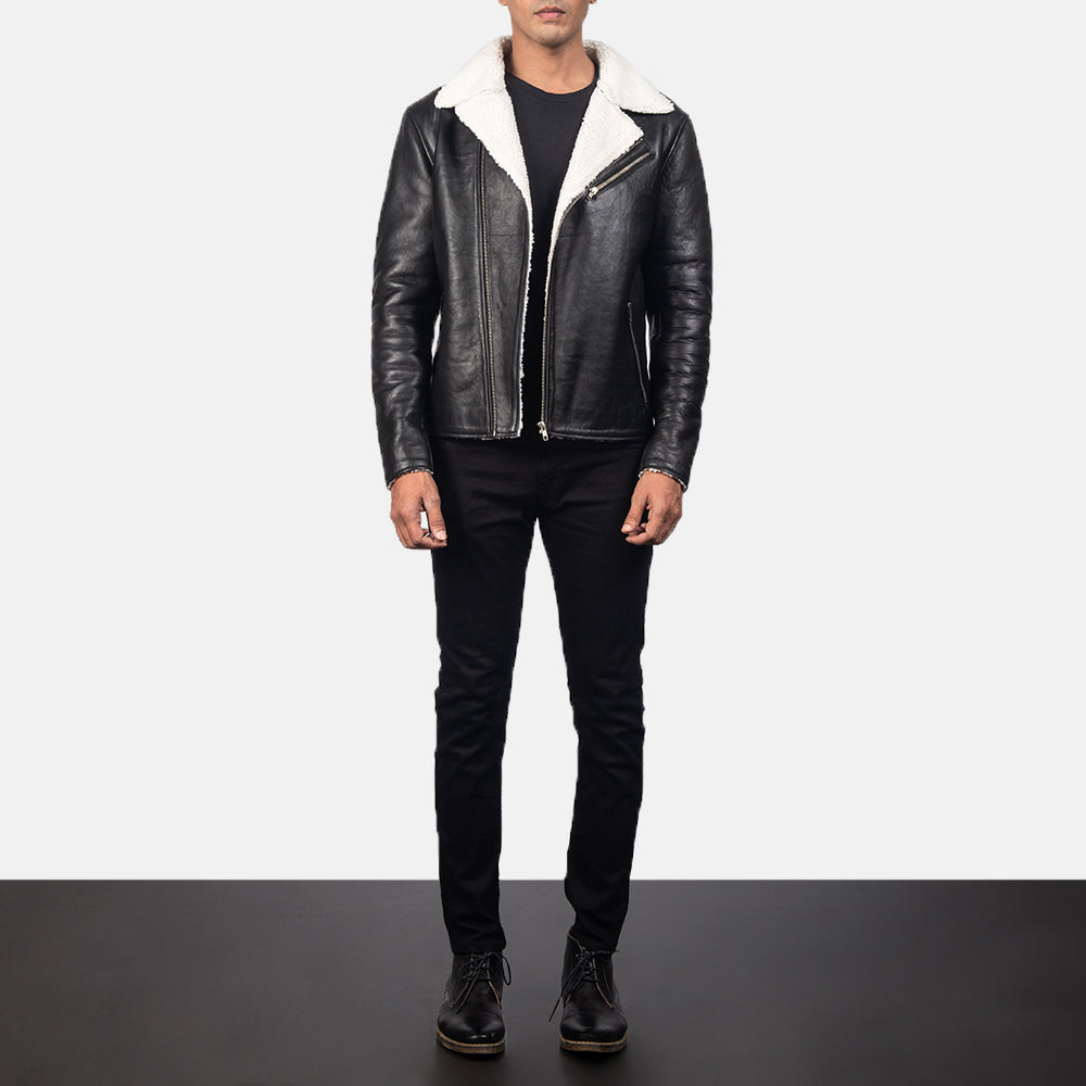 Close-Up Detail of Notch &amp; Zipper Hardware on Men's Alberto White Shearling 黑色 真皮夹克 男士