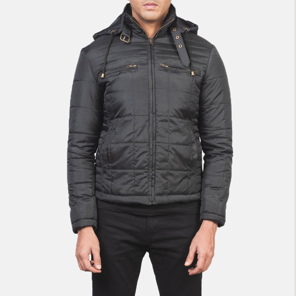 
细节特写 of High neck with Belt & Zipper Hardware on Alps Quilted Black Windbreaker Jacket