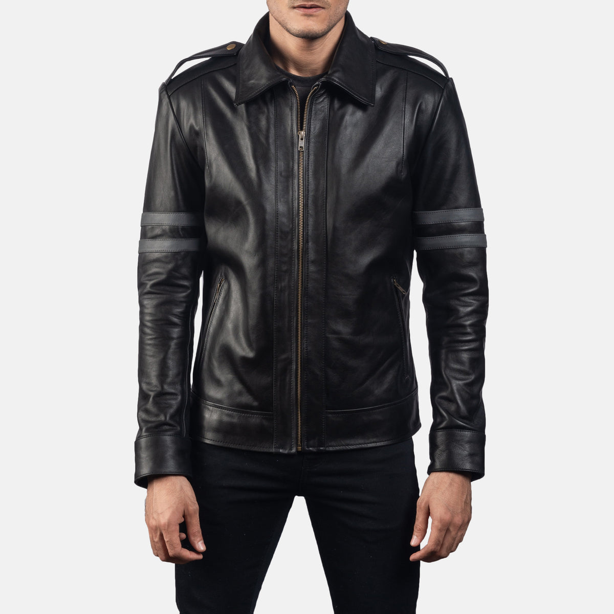 Armstrong 黑色 真皮机车夹克 男士 in Black Cowhide Leather - Front Profile View &amp; Tailored Silhouette | Buy Online