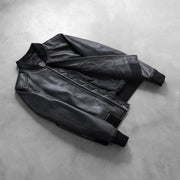 Styled Fit Perspective of Women's Bliss 黑色 真皮飞行员夹克 女士 on Model - Natural Daylight Drape