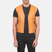 Men's Brandon 浅褐色 棕色 真皮马甲 男士 in Tan Brown Sheepskin Leather - Front Profile View &amp; Tailored Silhouette | Buy Online