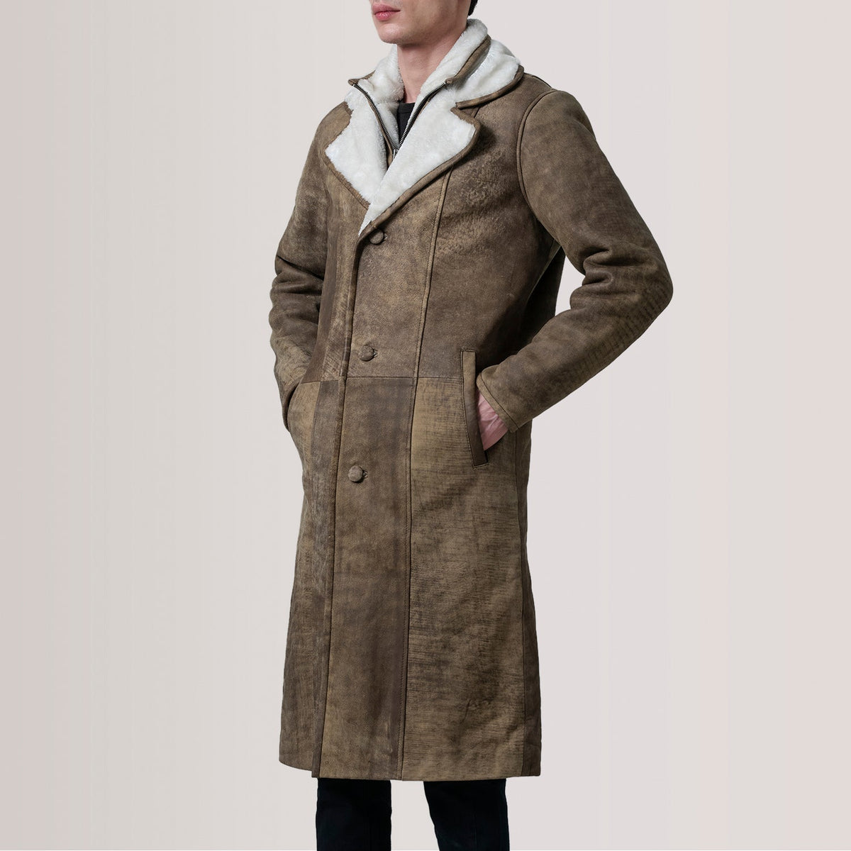Cai Distressed 棕色 Leather Shearling 真皮大衣 男士 For Men - Lateral Side Profile View Showing Sleeve Cut &amp; Athletic Taper Fit