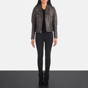 
Carolyn Quilted Distressed Brown Biker Jacket - 展现立体袖型与合身版型的侧身视角