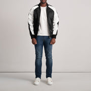 
细节特写 of Varsity & Zipper Hardware on Clarke 经典黑 Varsity 真皮夹克 男士