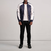 Close-Up Detail of Varsity &amp; Zipper Hardware on Clarke Blue Varsity 真皮夹克 男士