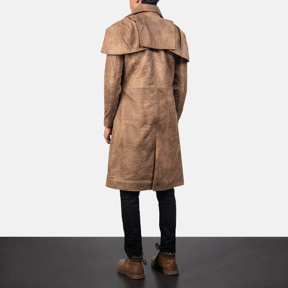 
Classic 复古棕 Leather Duster 男士 - 展现立体袖型与合身版型的侧身视角