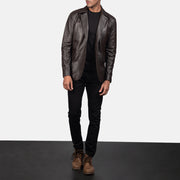 Daron 棕色 真皮西装外套 男士 - Lateral Side Profile View Showing Sleeve Cut &amp; Athletic Taper Fit