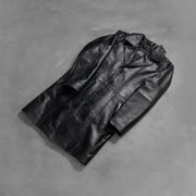 Styled Fit Perspective of Men's Don Long 黑色 真皮大衣 男士 on Model - Natural Daylight Drape