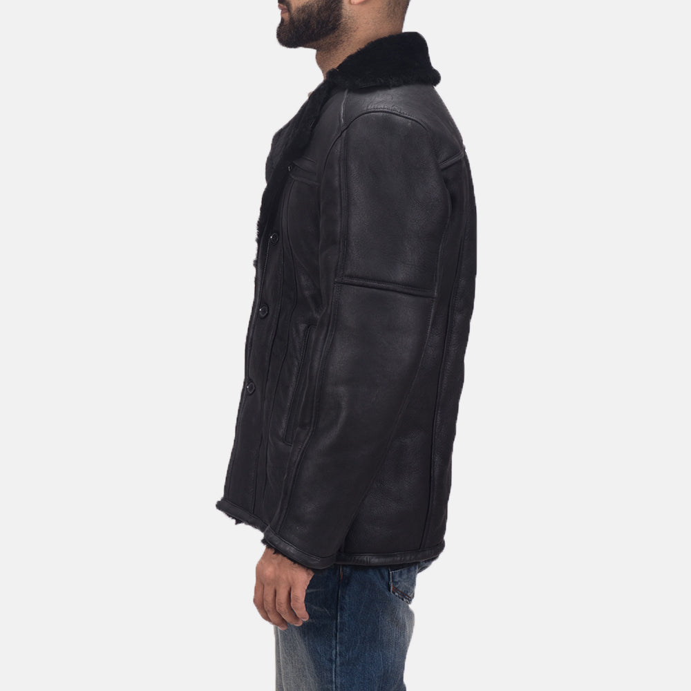 
Black Shearling Leather (Double Face) Aviator Jacket - 展现肩线贴合与利落下摆的背部视角