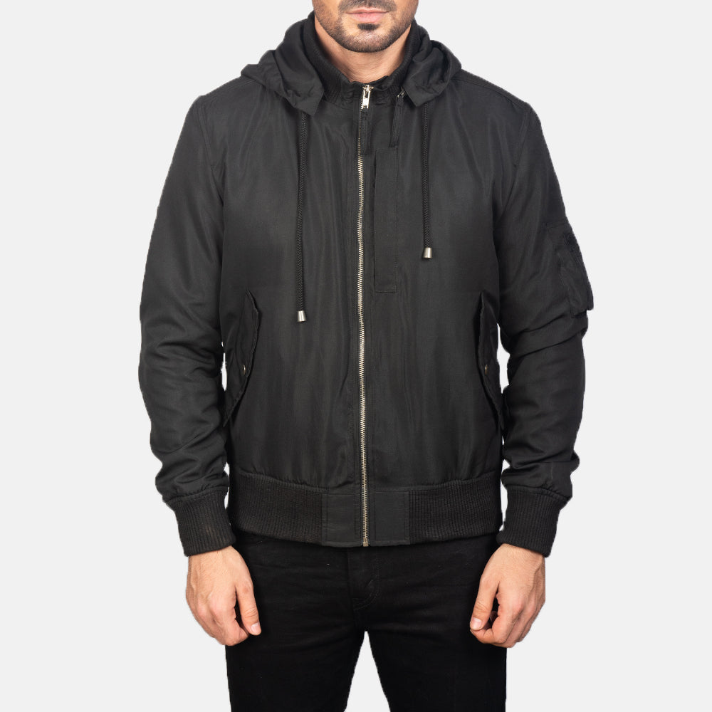 
细节特写 of Knit Rib with Removable Polyester Hood & Zipper Hardware on Hanklin Ma-1 Black Hooded Bomber Jacket