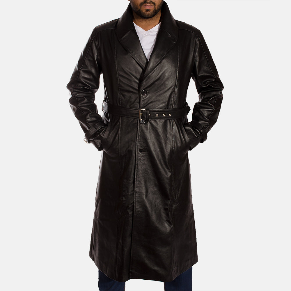 
Black Cowhide Leather Trench Coat - 展现肩线贴合与利落下摆的背部视角
