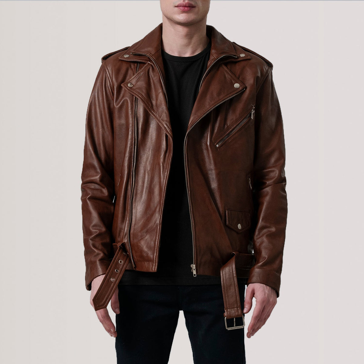 
Kole Waxed 复古棕 Leather Double Rider 真皮夹克 男士 in Distressed Brown Sheepskin Burnished - 正面版型与定制立体剪裁轮廓 | 官方商城选购