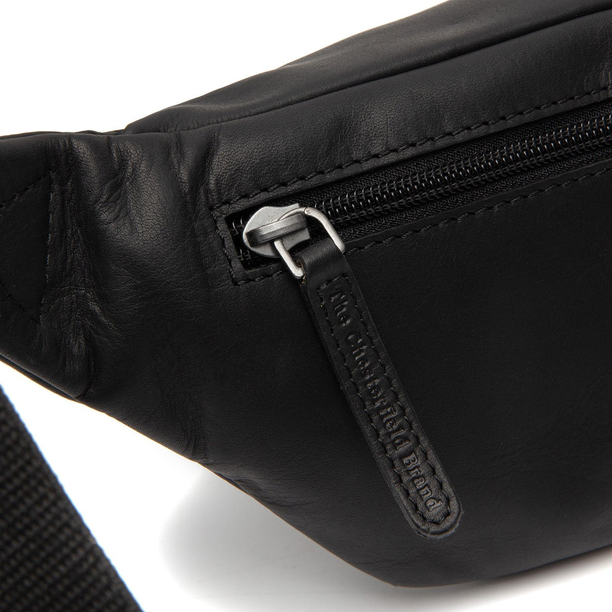 Solid Antique Brass Hardware &amp; Heavy-Duty Dual Zipper Detail on Brana Full-Grain Leather Belt Bag 女士