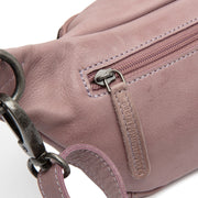 Severo Full-Grain Leather Belt Bag 女士 - Structured Side Profile Showing Gusset Depth &amp; Expansion Capacity