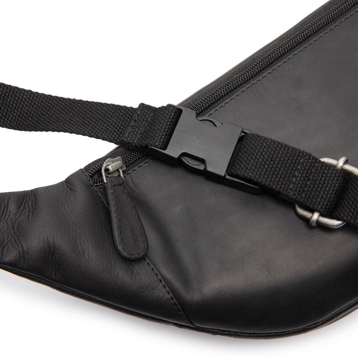 Solid Antique Brass Hardware &amp; Heavy-Duty Dual Zipper Detail on Vernio Full-Grain Leather Belt Bag 女士