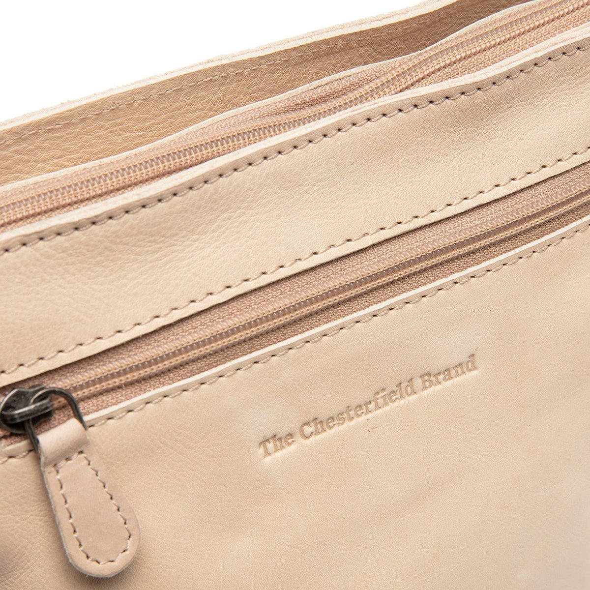 Aston Full-Grain Leather Crossbody Bag 女士 - Structured Side Profile Showing Gusset Depth &amp; Expansion Capacity