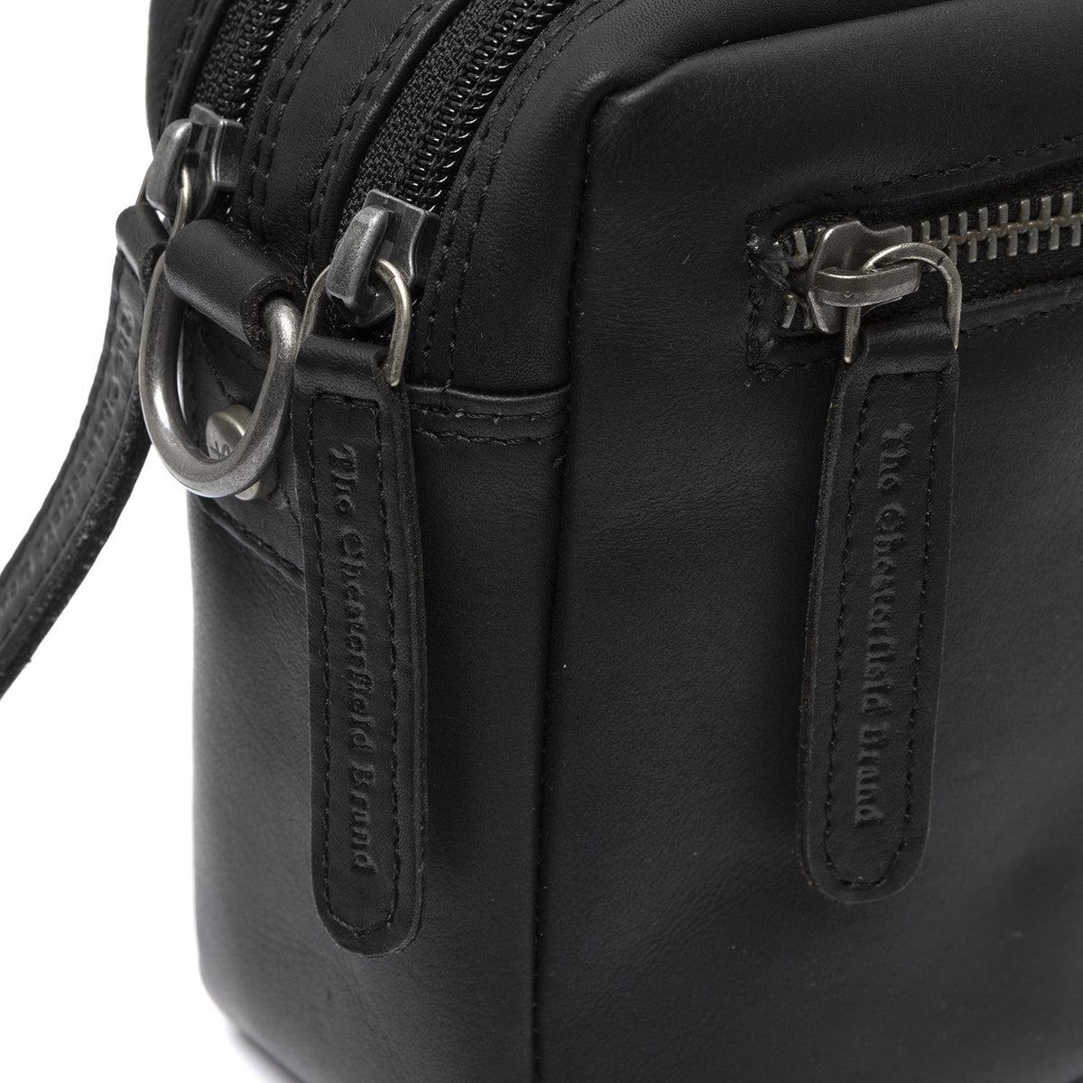 Samui Full-Grain Leather Crossbody Bag 女士 - Structured Side Profile Showing Gusset Depth &amp; Expansion Capacity