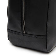 Solvin Full-Grain Leather Handbag 女士 - Lateral Side Profile View Showing Sleeve Cut &amp; Athletic Taper Fit