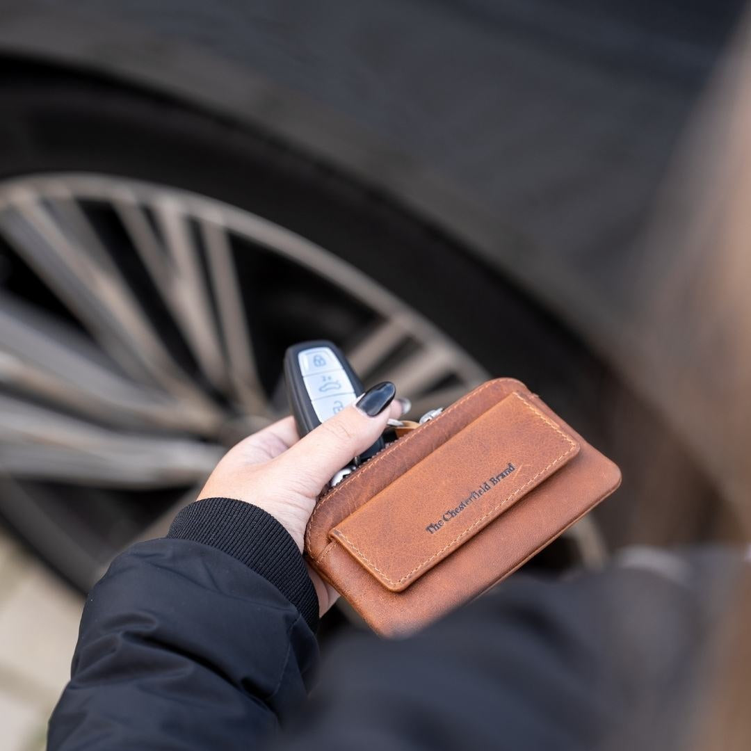 Oliver Full-Grain Leather Key Case 女士 – alternate product view 2
