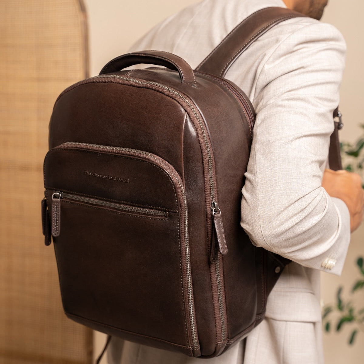 Maggiore Full-Grain Leather Laptop Backpack 男士 – alternate product view 2