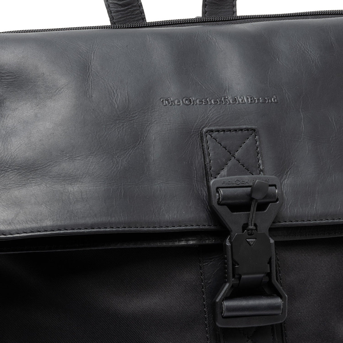 Solid Antique Brass Hardware &amp; Heavy-Duty Dual Zipper Detail on Trondheim Full-Grain Leather Laptop Backpack 女士