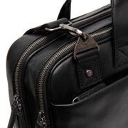 Solid Antique Brass Hardware &amp; Heavy-Duty Dual Zipper Detail on Iseo Full-Grain Leather Laptop Bag 男士