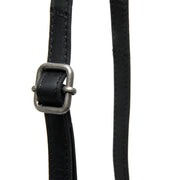 Tailored Rib Cuffs &amp; Hem Craftsmanship Construction Detail on Langley Full-Grain Leather Phone Bag 女士