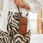
Malaga 头层牛皮 Phone Bag – alternate product view 2