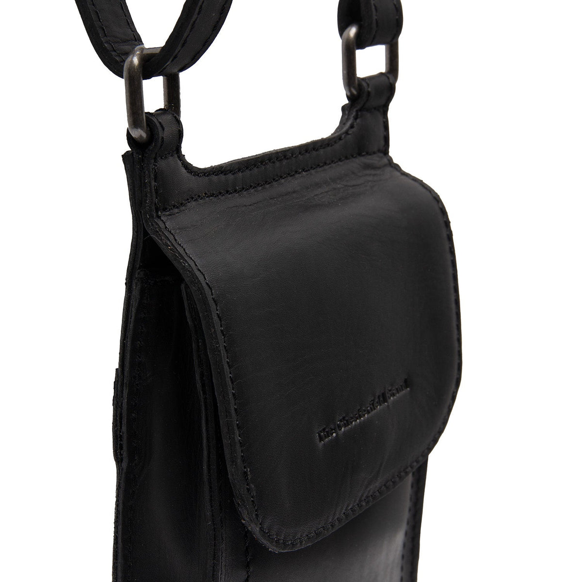 Nebra Full-Grain Leather Phone Bag 女士 - Lateral Side Profile View Showing Sleeve Cut &amp; Athletic Taper Fit