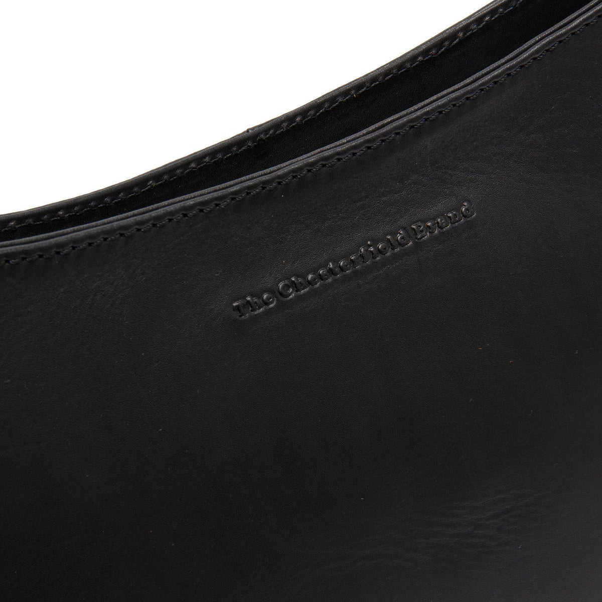 Solid Antique Brass Hardware &amp; Heavy-Duty Dual Zipper Detail on Valentano Full-Grain Leather Shoulder Bag 女士