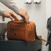 Rosario Full-Grain Leather Toiletry Bag 女士 – alternate product view 3