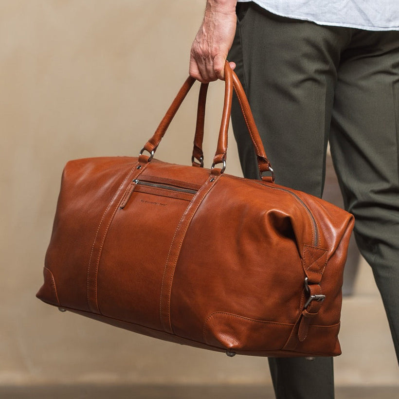 Cavoli Full-Grain Leather Weekender Bag 女士
