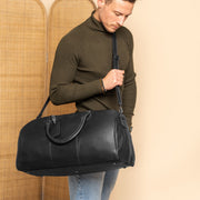 William Full-Grain Leather Weekender Bag 女士 - Structured Side Profile Showing Gusset Depth &amp; Expansion Capacity