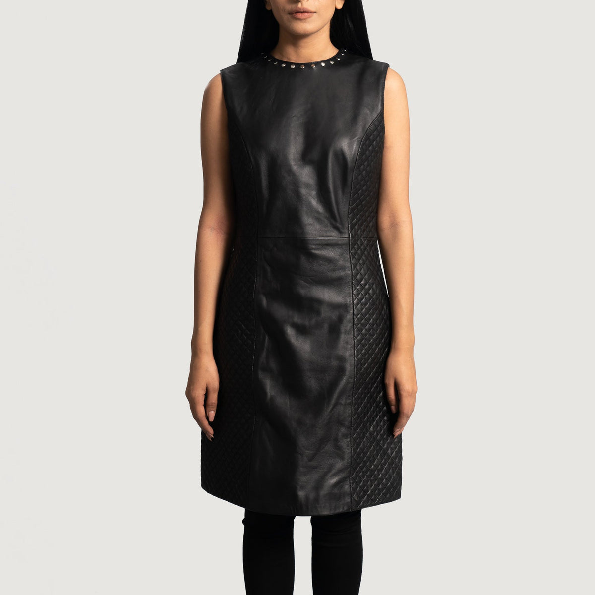 Women's Luxe 黑色 Leather Dress 女士 in Black Sheepskin Leather - Front Profile View &amp; Tailored Silhouette | Buy Online