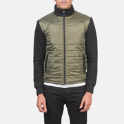 Close-Up Detail of High Neck &amp; Zipper with wind flap Hardware on Men's Nashville Quilted Green Windbreaker 真皮夹克 男士