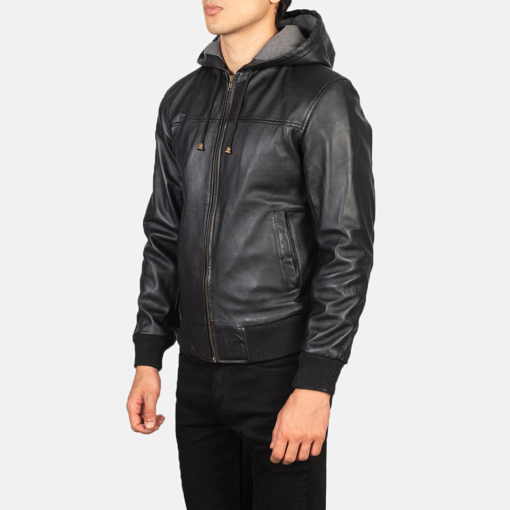 
Black Sheepskin Leather Hooded Jacket - 展现肩线贴合与利落下摆的背部视角